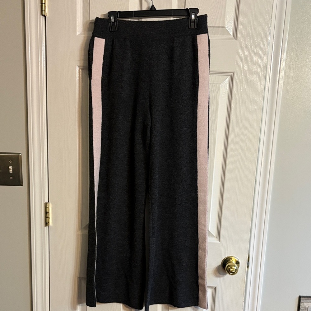 Caslon Black/Dark Gray Wide-Leg Knit Pants with Pink Side Stripe